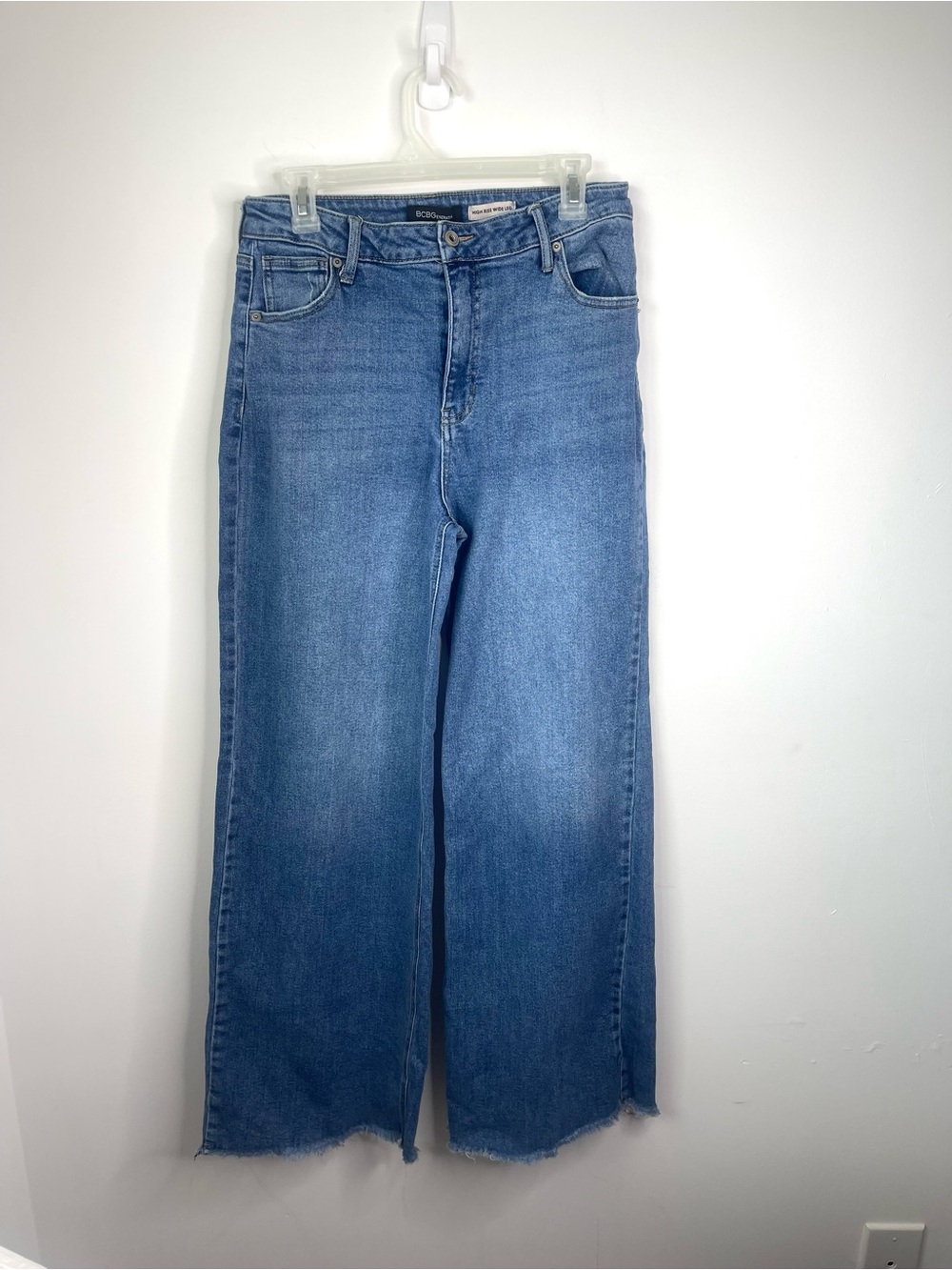 BCBG denim wide-leg jeans with a high-rise waist and a raw frayed hem size 11/30